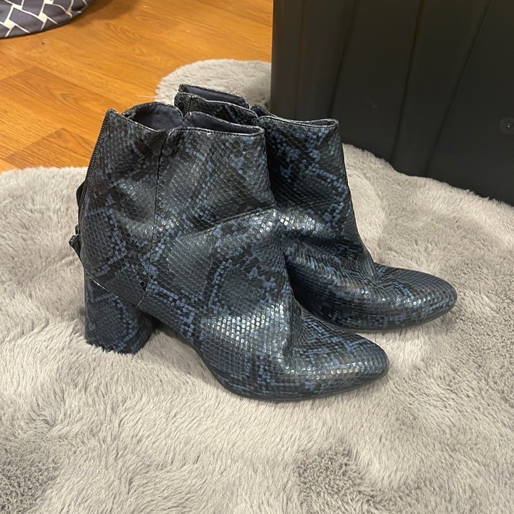 Old navy blue snakeskin heel booties